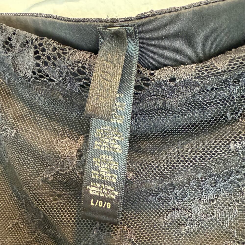 Skims Ultra Fine Lace Maxi Skirt Elegant Lace Size Large - Picture 8 of 10